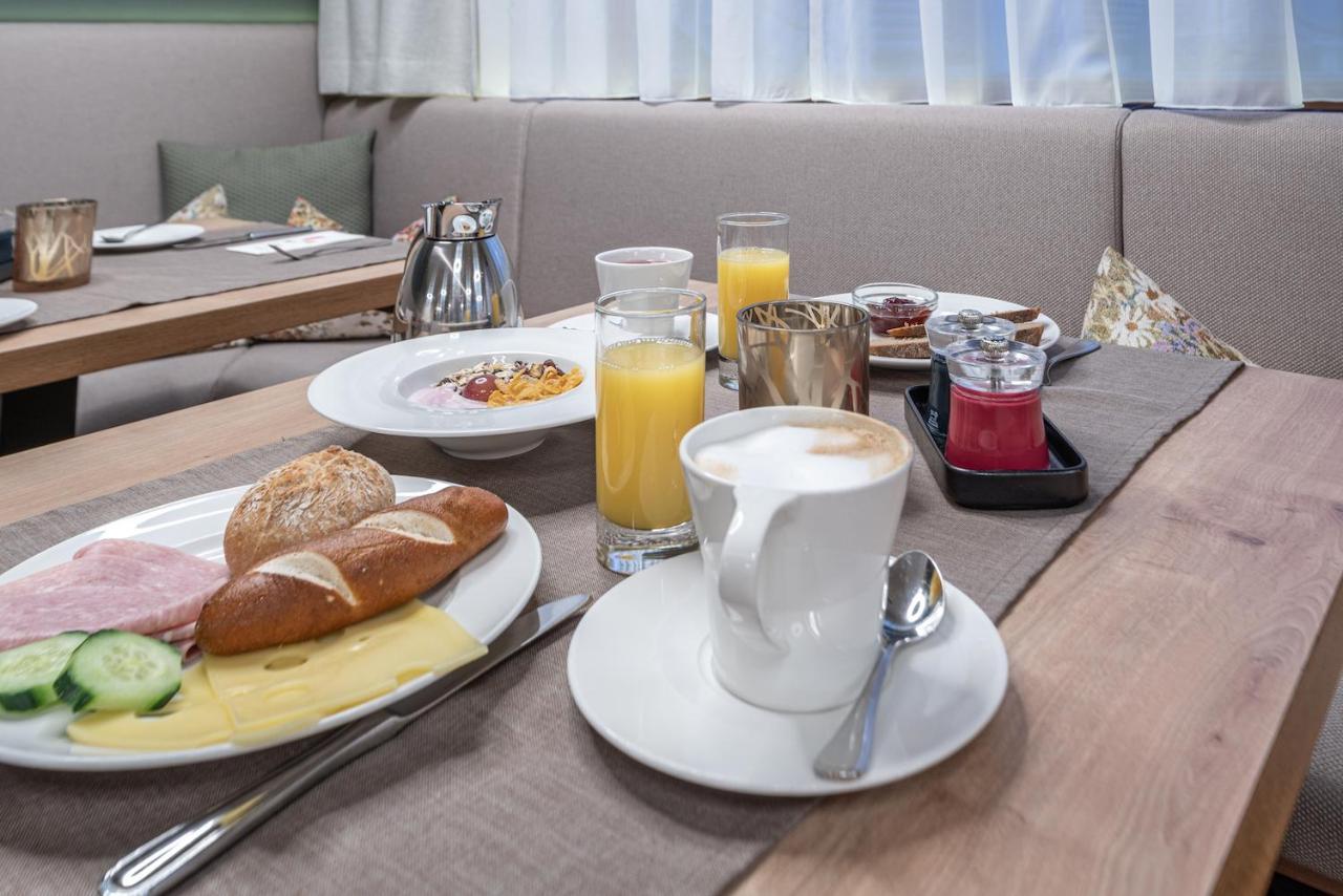 Hotel Bergland All Inclusive Top Quality Seefeld in Tirol Eksteriør billede
